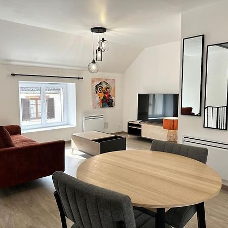 L'Impasse, T2 Neuf Et Bien Equipe, Plein Coeur De Maincy Apartment Luaran gambar